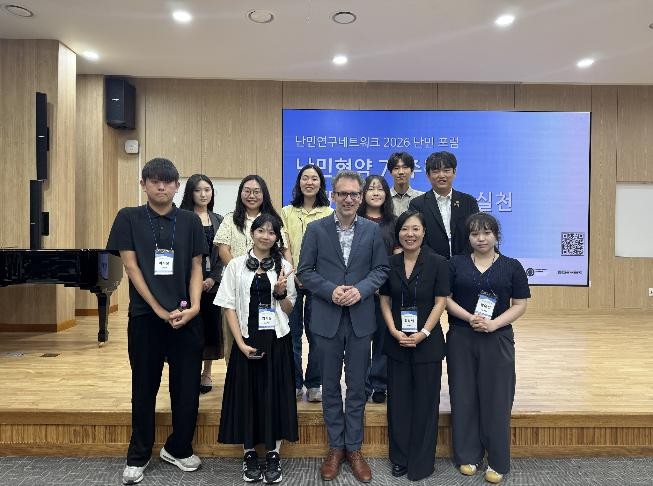충대단체사진.jpg